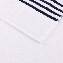 Lacoste Courtli Cotton Bathroom Towel